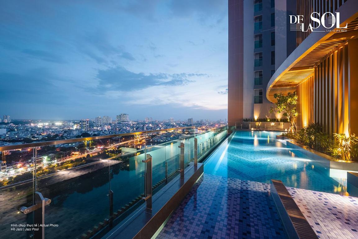 Tropical House - New Apartment At Delasol Хошимін Екстер'єр фото